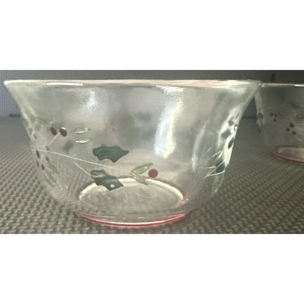 Pfaltzgraff Winterberry Glass Dessert Cups Bowls Set of 4 Christmas